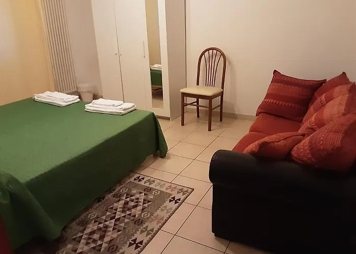 Locazione Menini - Camere zona stazione Padova